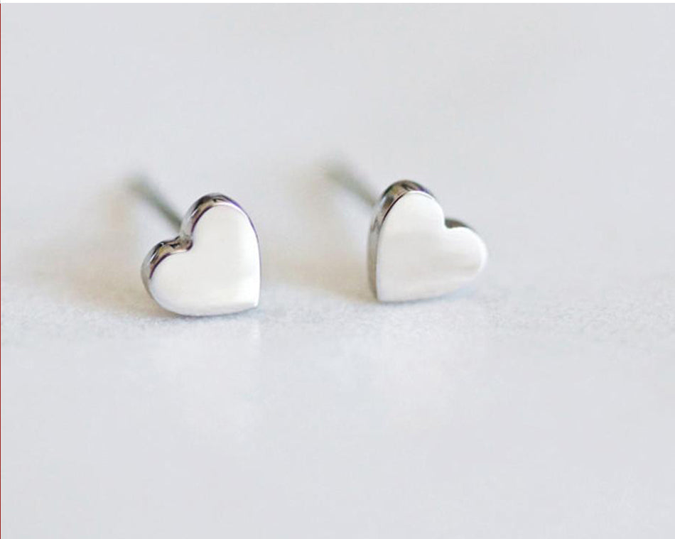 heart stud earrings in gold, silver and rose gold